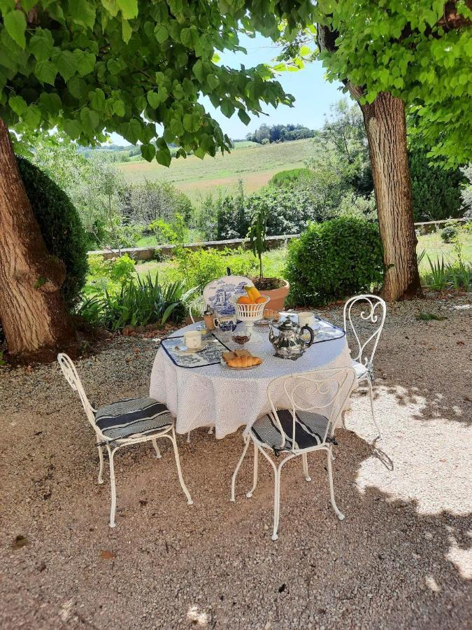 Chateau De Gardes Bed and Breakfast Castin Exteriör bild
